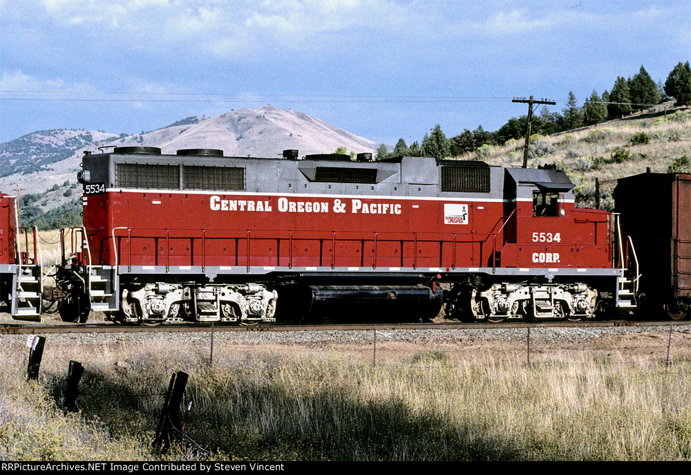 Centrall Oregon & Pacific GP38 #5534